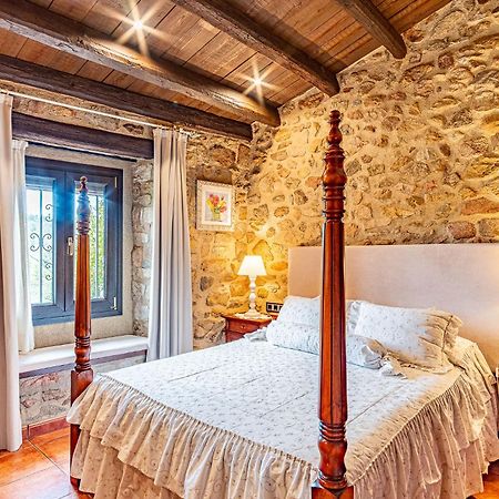 Cal Bisbe, Your Rural Holiday Home Capmany Exterior photo