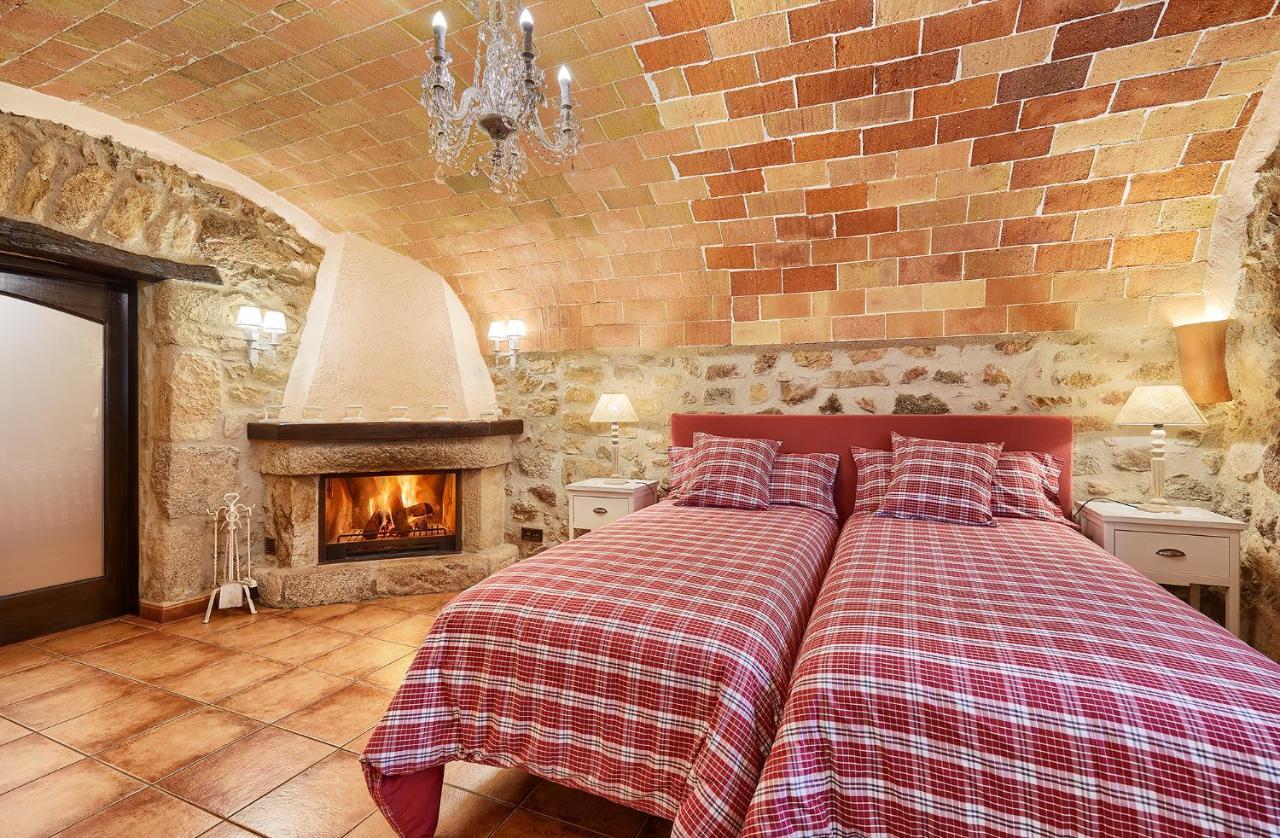 Cal Bisbe, Your Rural Holiday Home Capmany Exterior photo